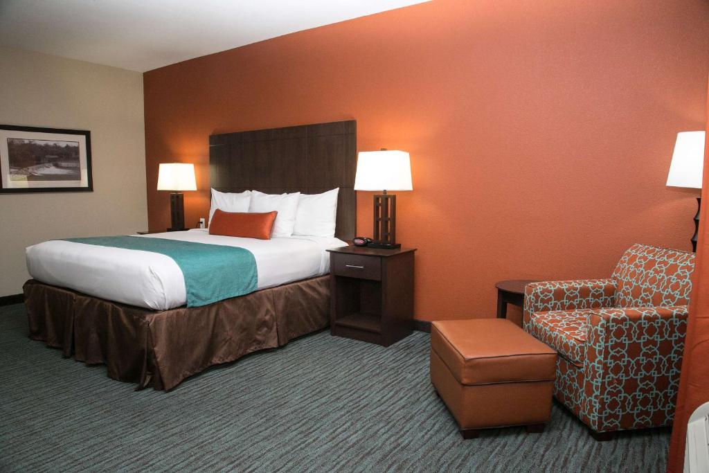 Best Western Plus Longhorn Inn & Suites image 23